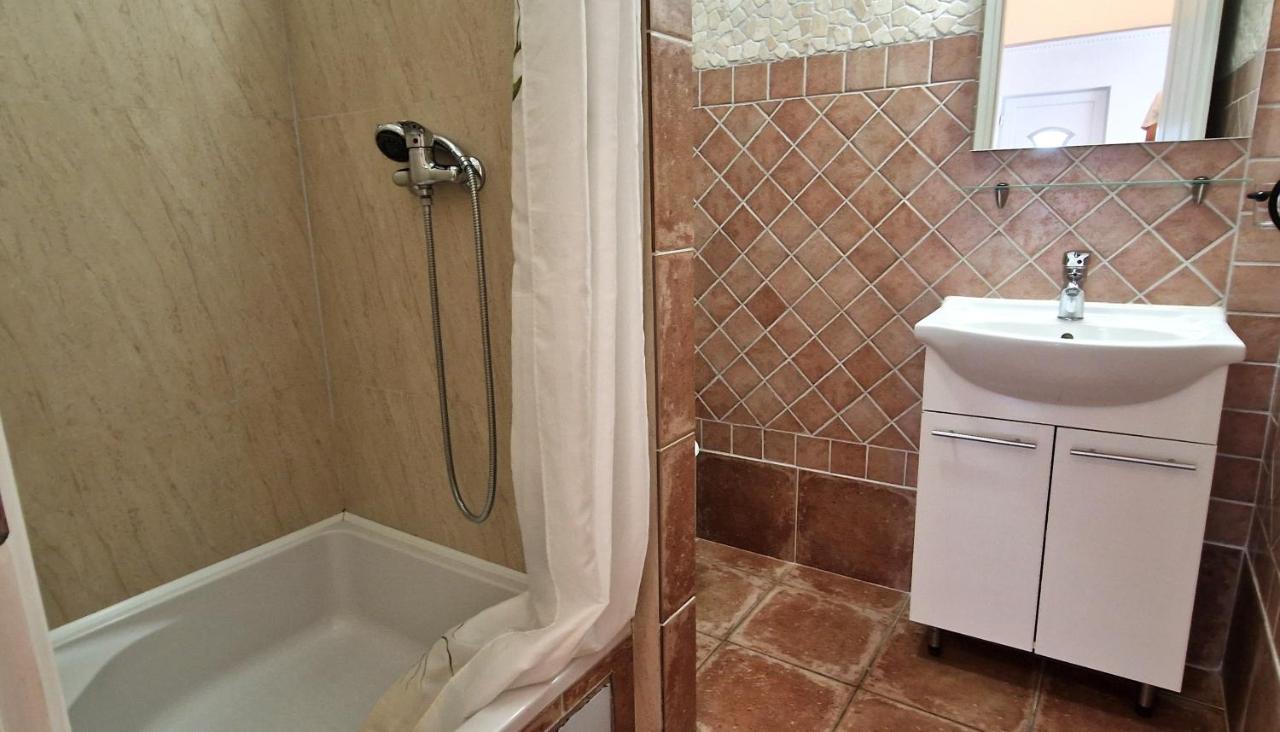 Apartment Damijan Krk Town Zewnętrze zdjęcie